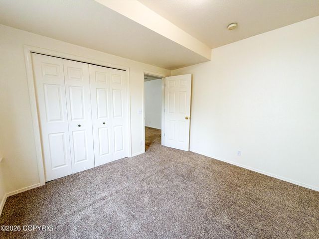 19036 Mountain Point Circle, Eagle River, AK 99577