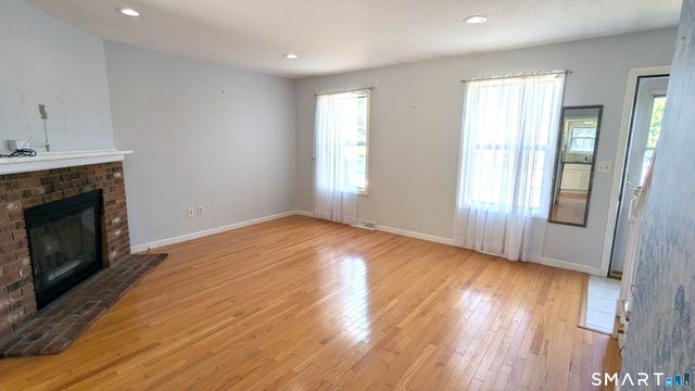 157 Austin Ryer Lane 157, Branford, CT 06405