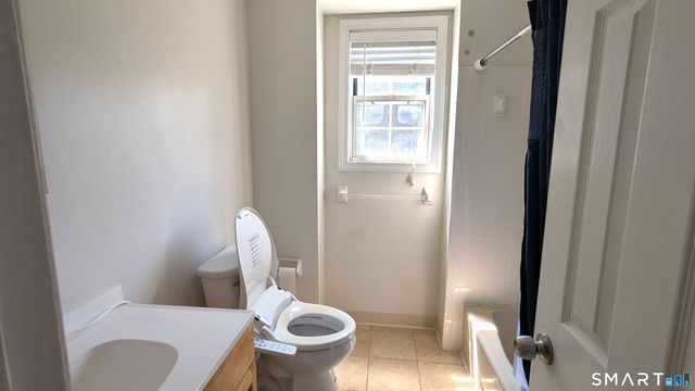 157 Austin Ryer Lane 157, Branford, CT 06405