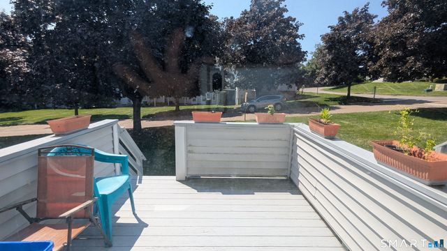 157 Austin Ryer Lane 157, Branford, CT 06405
