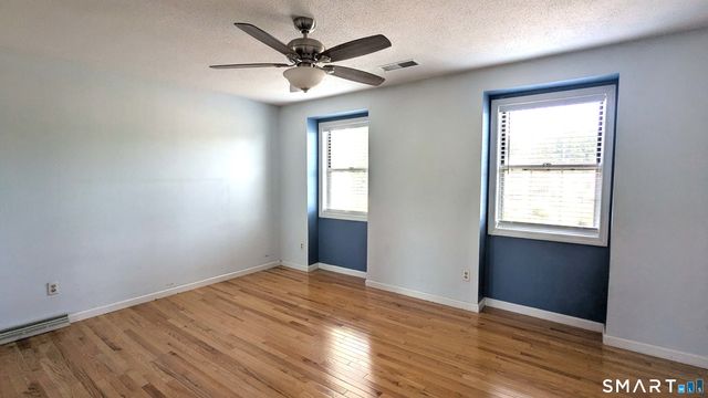 157 Austin Ryer Lane 157, Branford, CT 06405