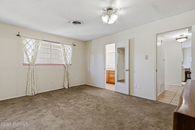 301 Capri Arc, Las Cruces, NM 88005