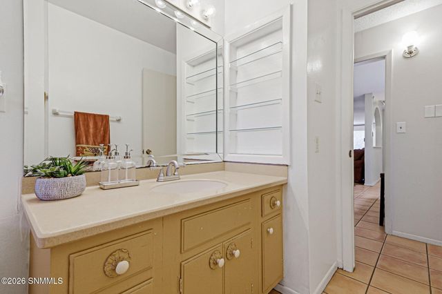 301 Capri Arc, Las Cruces, NM 88005