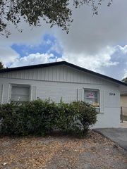 5914 N Haverhill Road, West Palm Beach, FL 33407