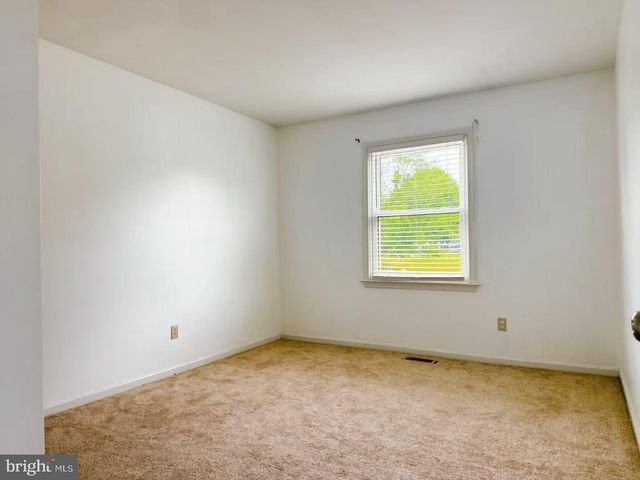 329 MISTY AUTUMN DR, Exton, PA 19341