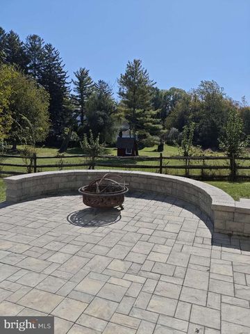 329 MISTY AUTUMN DR, Exton, PA 19341