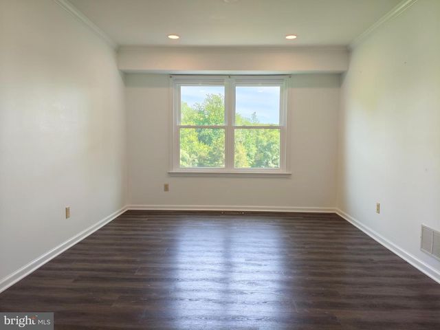 329 MISTY AUTUMN DR, Exton, PA 19341