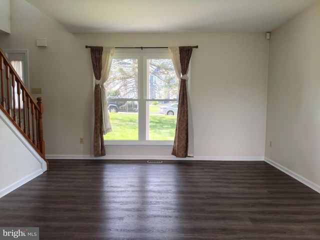 329 MISTY AUTUMN DR, Exton, PA 19341