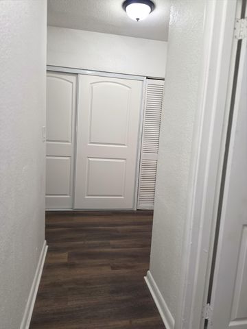 2424-2440 NW 21st Street 7, Fort Lauderdale, FL 33311