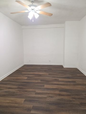 2424-2440 NW 21st Street 7, Fort Lauderdale, FL 33311