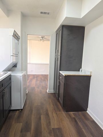 2424-2440 NW 21st Street 7, Fort Lauderdale, FL 33311