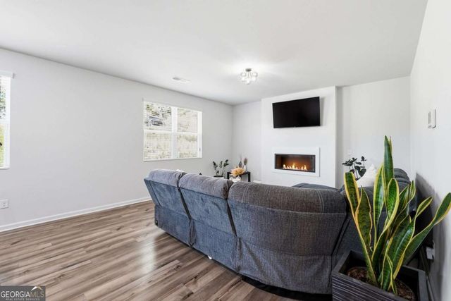 620 Cayenne Way, Lawrenceville, GA 30045