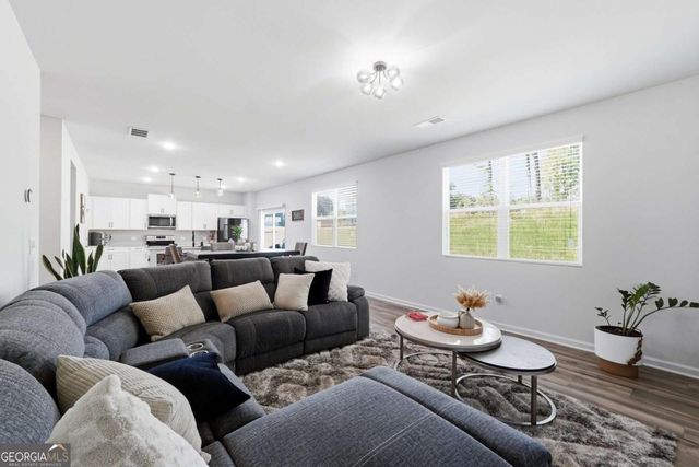 620 Cayenne Way, Lawrenceville, GA 30045