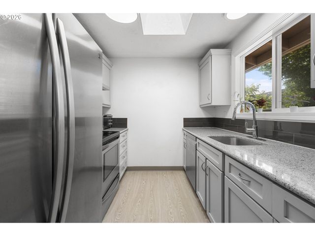 18629 Sw CASCADIA Ct, Beaverton, OR 97078