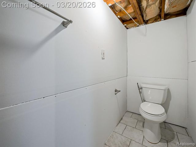 21105 Oxford Avenue, Farmington Hills, MI 48336