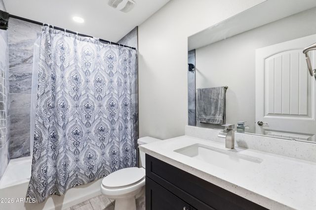1905 E ILLINI Street, Phoenix, AZ 85040