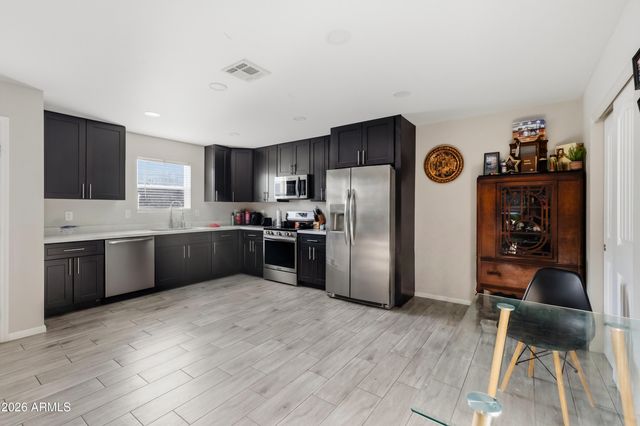 1905 E ILLINI Street, Phoenix, AZ 85040