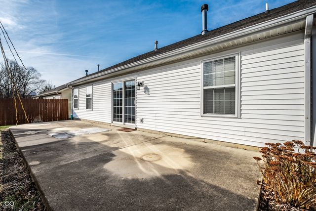 14923 Silver Thorne Way, Carmel, IN 46033