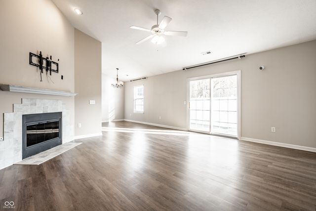 14923 Silver Thorne Way, Carmel, IN 46033