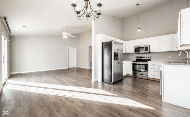 14923 Silver Thorne Way, Carmel, IN 46033