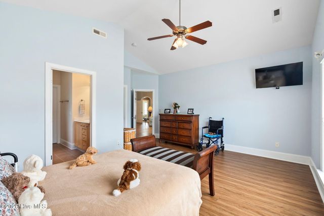 354 Windchime Drive, Wilmington, NC 28412