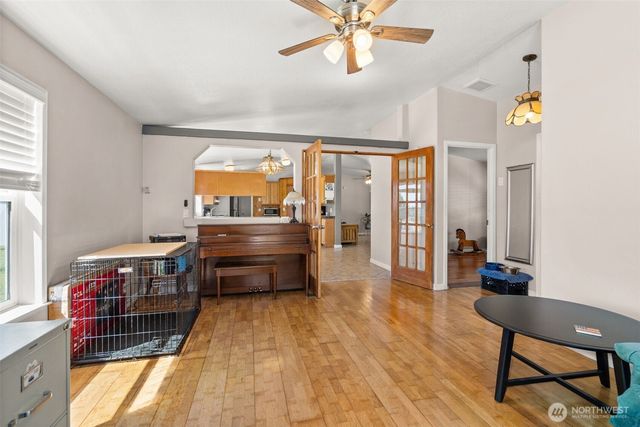 190 Poetsch Road, Toledo, WA 98591