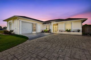 1006 SW Majorca Avenue, Port St Lucie, FL 34953
