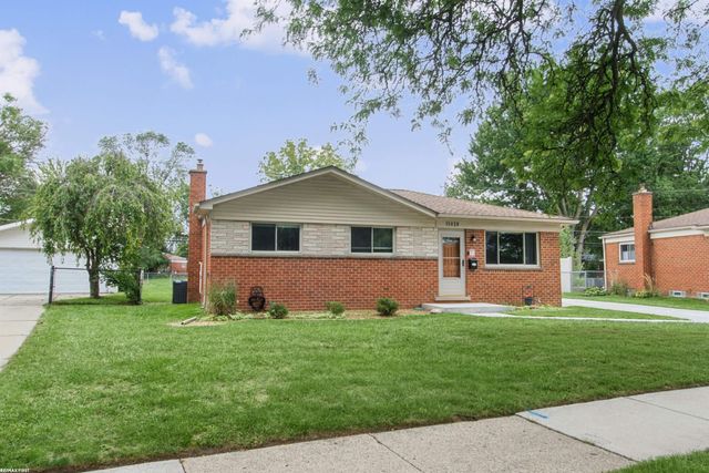 15028 Masonic Boulevard, Warren, MI 48088