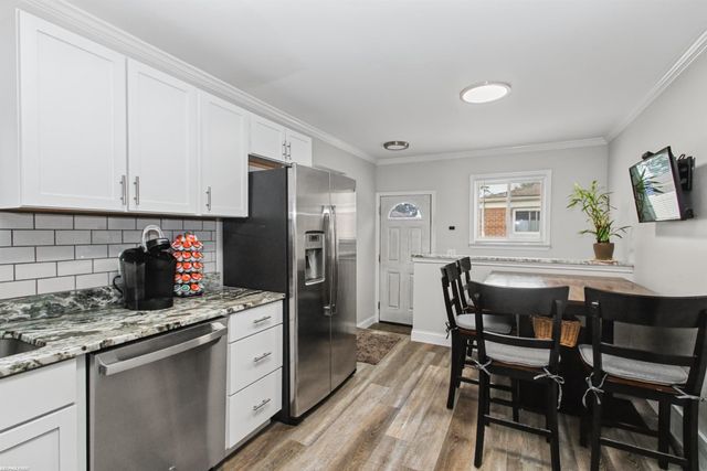 15028 Masonic Boulevard, Warren, MI 48088