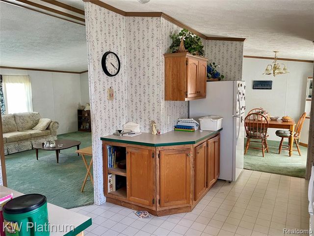 9691 Stoneypointe Drive, Fair Haven, MI 48023