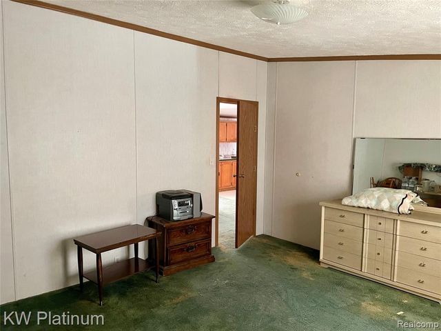 9691 Stoneypointe Drive, Fair Haven, MI 48023