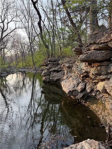 18233 Aberdeen Street, Stilwell, KS 66085