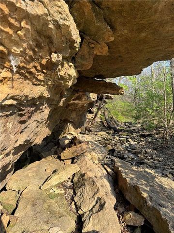 18233 Aberdeen Street, Stilwell, KS 66085