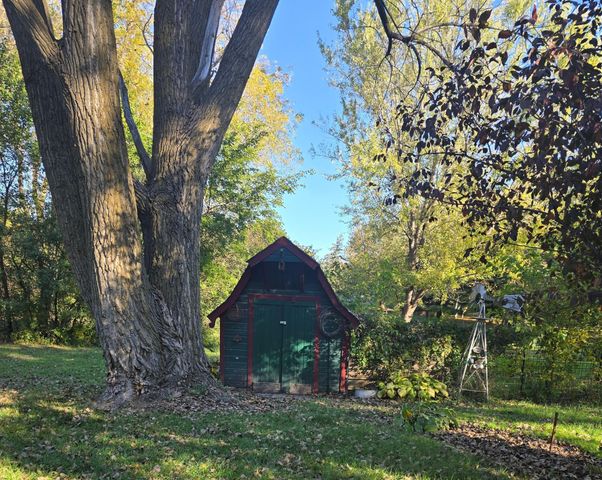 1021 Mountain Lake Road, Mountain Lake, MN 56159