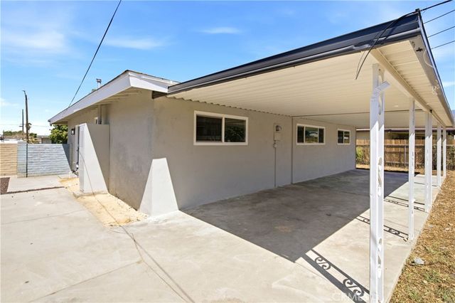 7617 Drummond Avenue, Highland, CA 92346