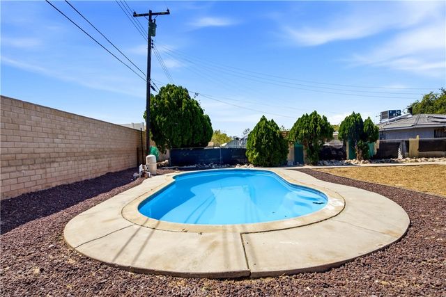 7617 Drummond Avenue, Highland, CA 92346
