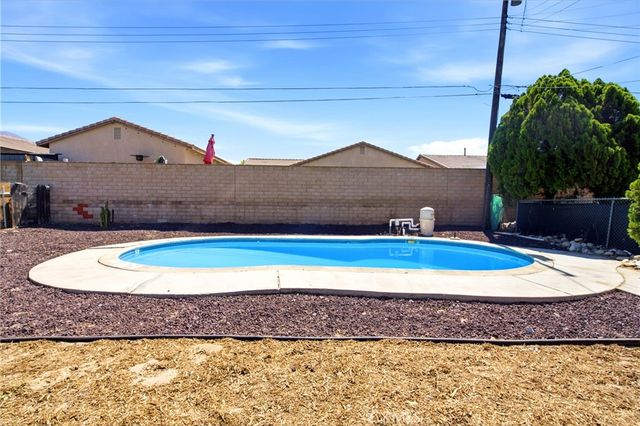 7617 Drummond Avenue, Highland, CA 92346