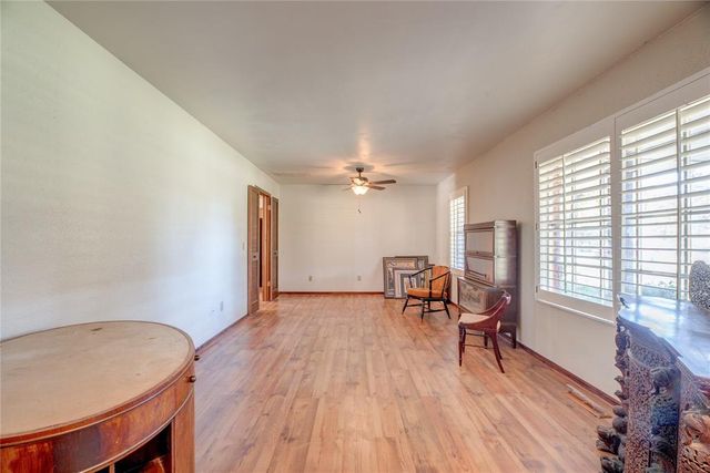 1801 Jessie James Drive, Edmond, OK 73034