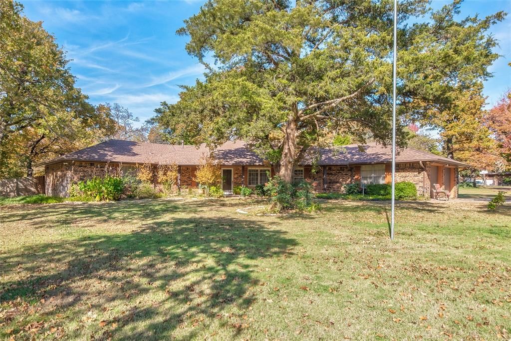 1801 Jessie James Drive, Edmond, OK 73034