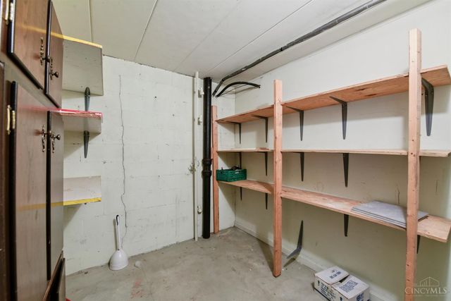 880 Rue De La Paix, Cincinnati, OH 45220