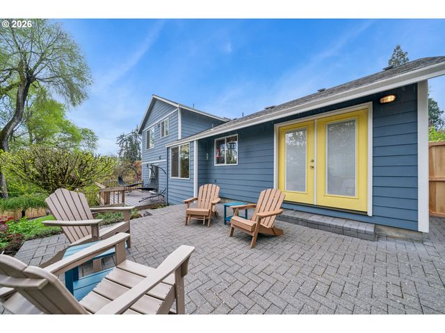 1333 10TH St, West Linn, OR 97068