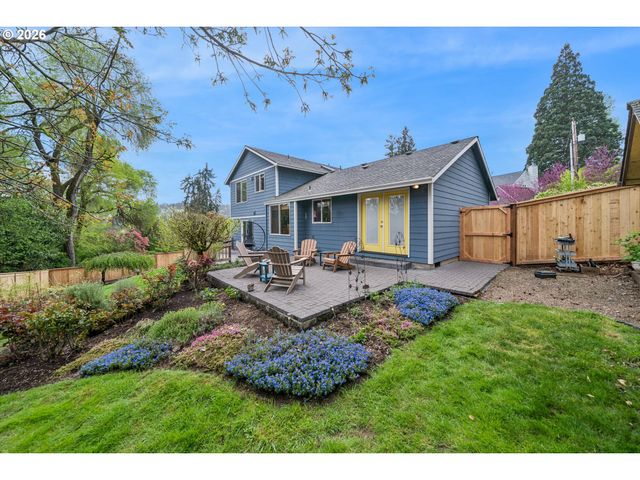 1333 10TH St, West Linn, OR 97068