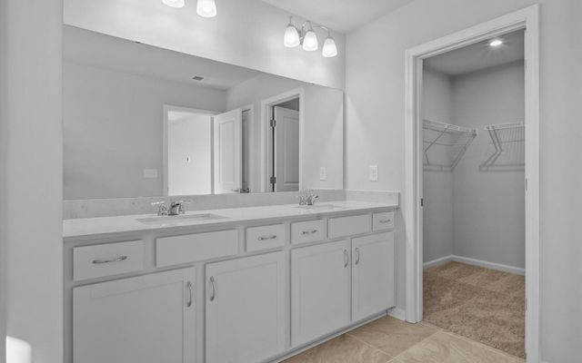 1215 Fox Hollow Street, Spartanburg, SC 29303