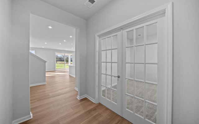 1215 Fox Hollow Street, Spartanburg, SC 29303