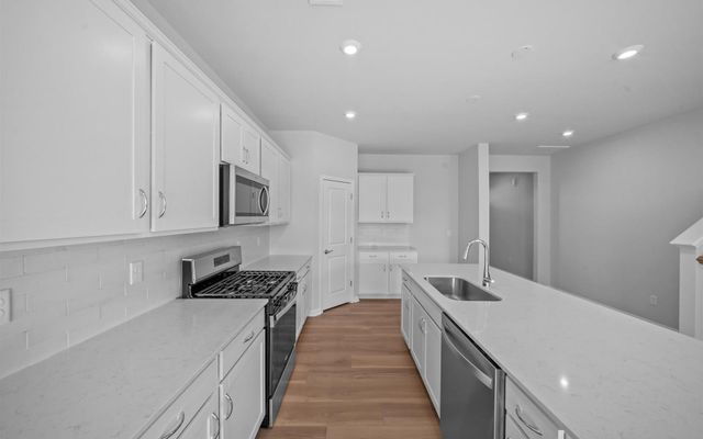 1215 Fox Hollow Street, Spartanburg, SC 29303