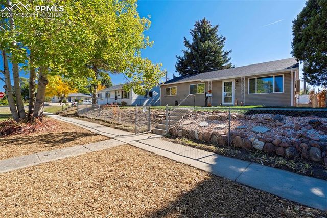 2577 E San Miguel Street, Colorado Springs, CO 80909