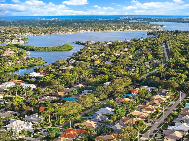 19056 SE Coral Reef Lane, Jupiter, FL 33458