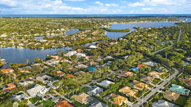 19056 SE Coral Reef Lane, Jupiter, FL 33458