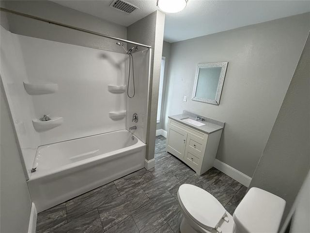 406 Talmadge Street, Eau Claire, WI 54701