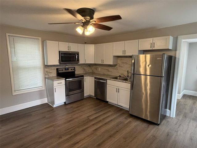 406 Talmadge Street, Eau Claire, WI 54701